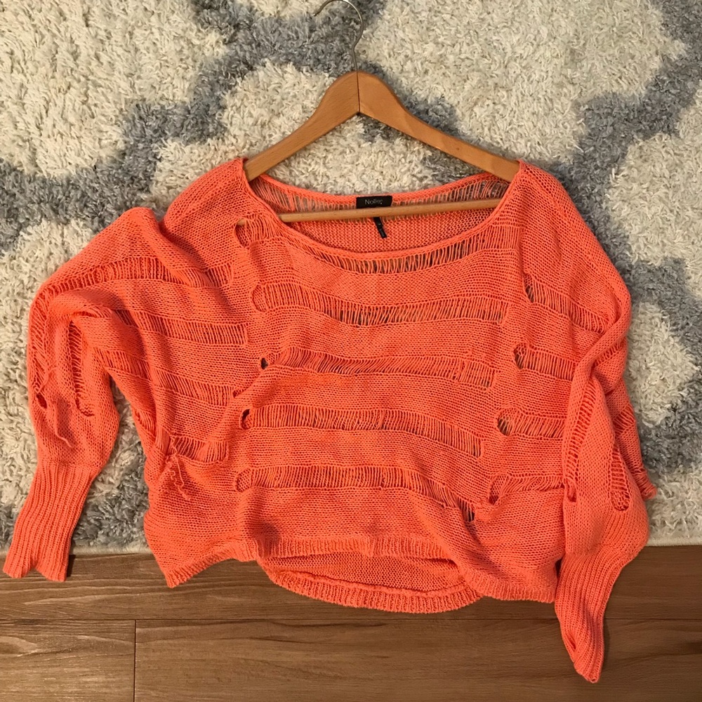 Peach colored Nollie sweater🍑